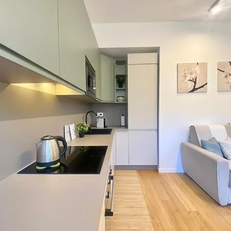 Casaviva - In The Historic Center - Land Apartment Genoa